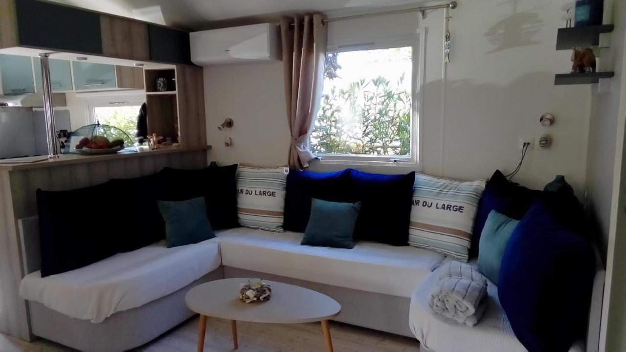 Camping Le Montourey Azur 78 Hotel Frejus Ngoại thất bức ảnh
