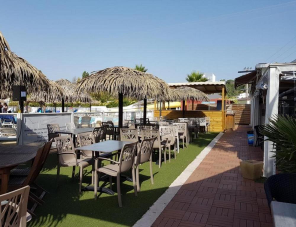 Camping Le Montourey Azur 78 Hotel Frejus Ngoại thất bức ảnh